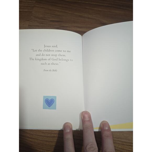 Child Baptism Book Gift Jesus Small Bible - Picture 4 of 4